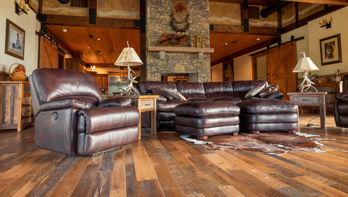 A Timeless Classic: Exploring Hardwood Flooring