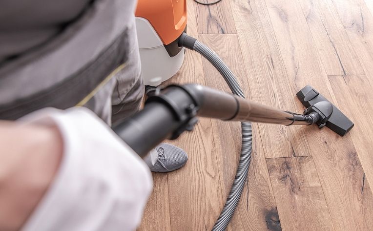 How to Clean Hardwood Floors