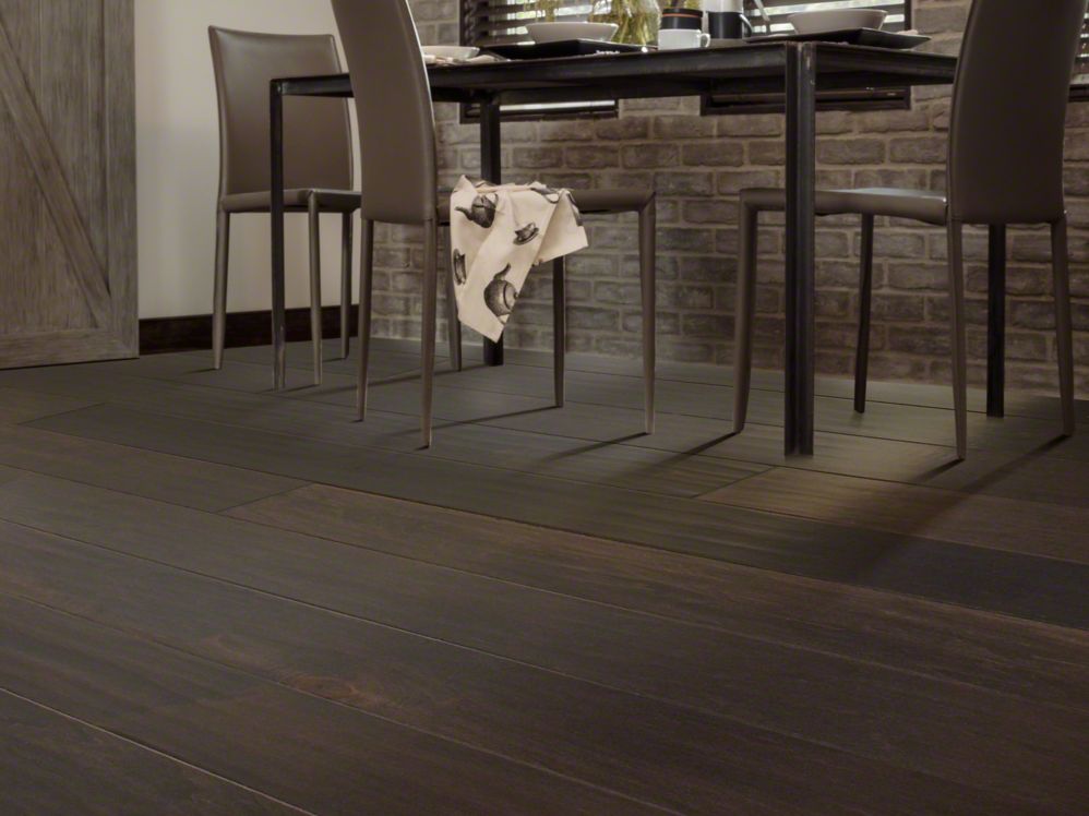 Hardwood Bayfront EAST LAKE